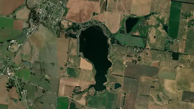Satellite view of Newlyn Reservoir reservoir, Victoria, Australia