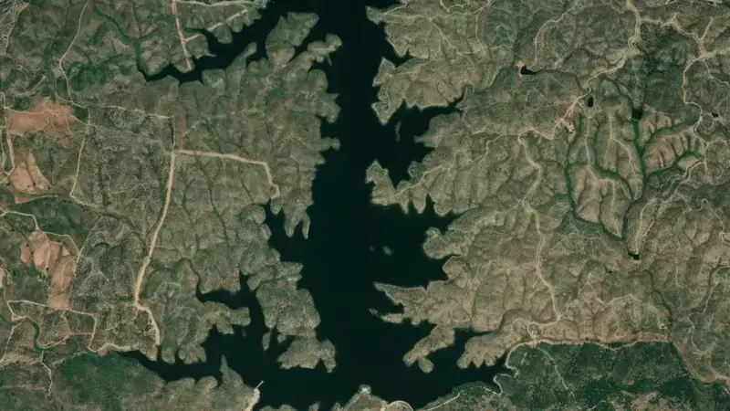 Satellite view of Olivargas reservoir, Tinto, Odiel y Piedras, Spain