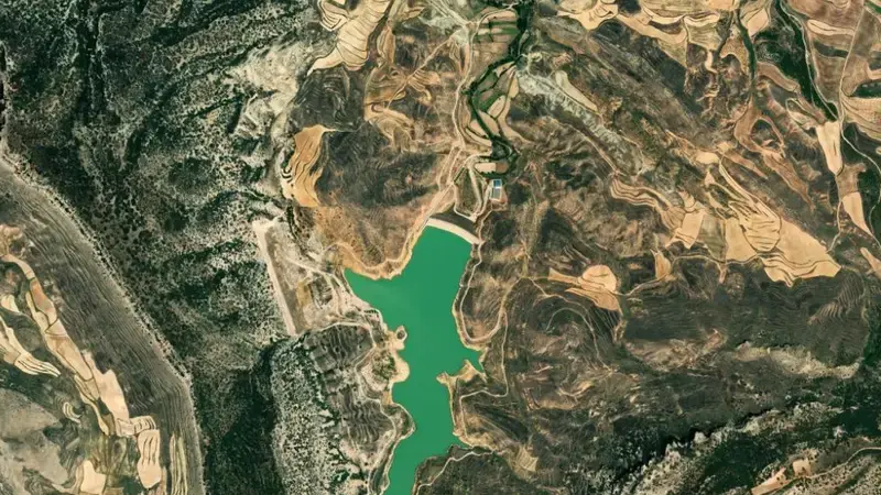 Satellite view of Parras (Las) reservoir, Ebro, Spain