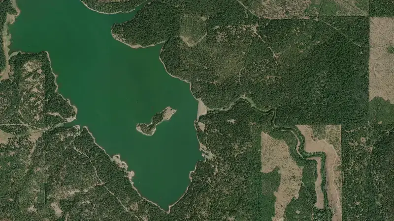 Satellite view of Howard Prairie Lake and Dam reservoir, Oregon, United States