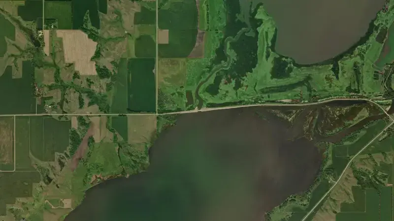 Satellite view of Lake Traverse reservoir, Minnesota, United States
