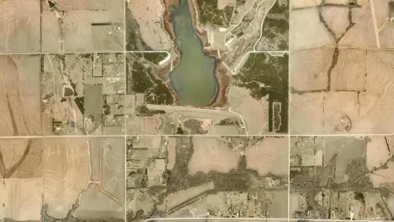 Satellite view of Salt Creek Dam 8 reservoir, Nebraska, United States