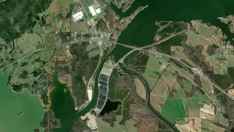 Satellite view of Weiss (APC) reservoir, Alabama, United States