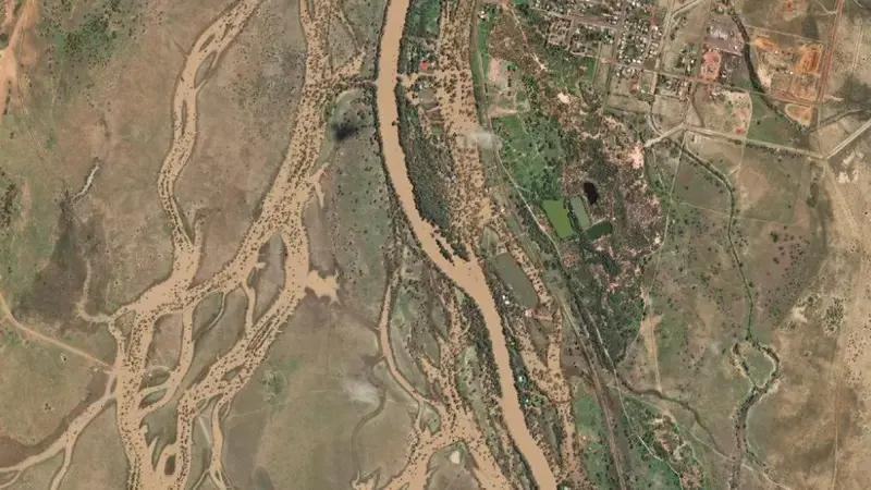Satellite view of Allan Tannock Weir reservoir, Queensland, Australia