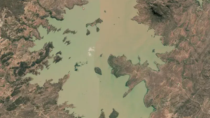 Satellite view of Burdekin Falls reservoir, Queensland, Australia
