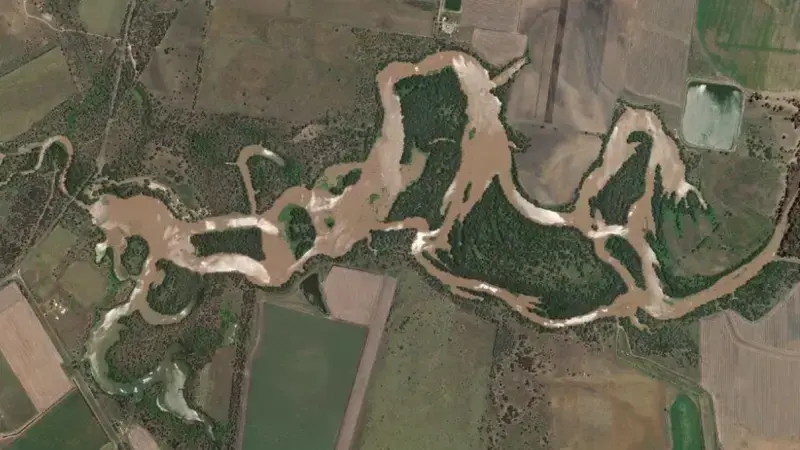 Satellite view of Chinchilla Weir reservoir, Queensland, Australia