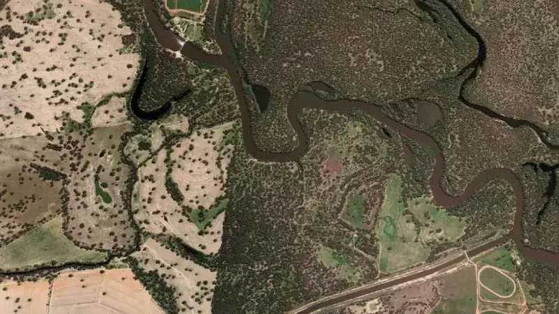 Satellite view of Gogeldrie Weir reservoir, New South Wales, Australia