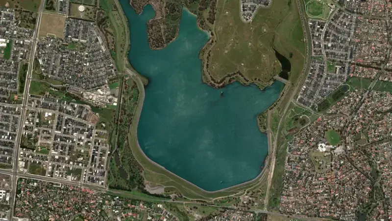 Satellite view of Greenvale reservoir, Victoria, Australia