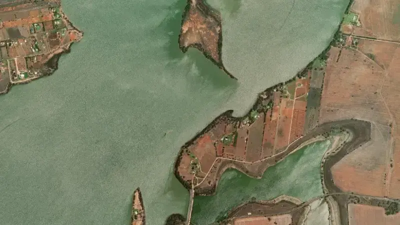 Satellite view of Lake Cargelligo reservoir, New South Wales, Australia