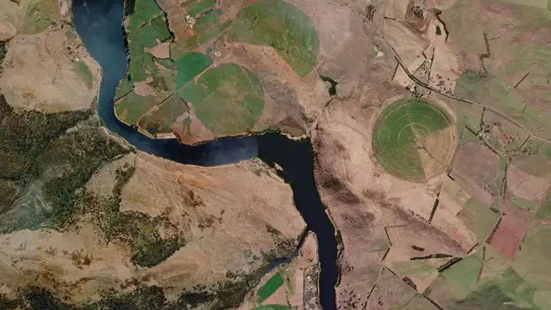 Satellite view of Lake Meadowbank reservoir, Tasmania, Australia
