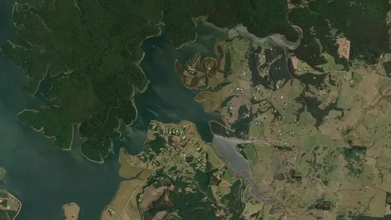 Satellite view of Tinaroo Falls reservoir, Queensland, Australia