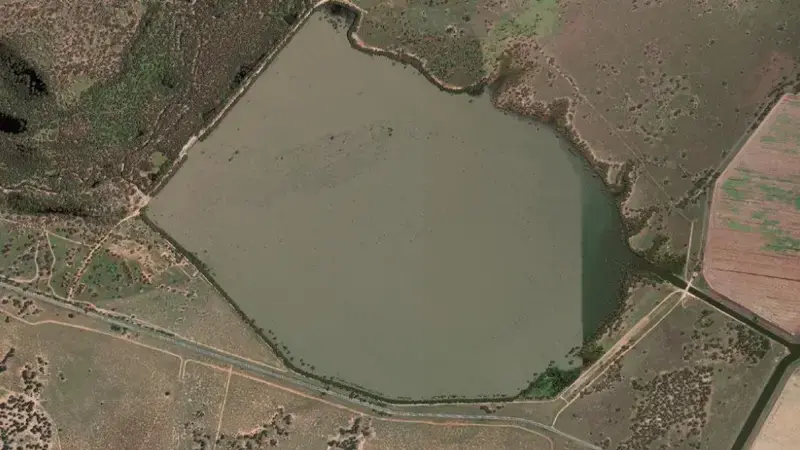 Satellite view of Tombullen reservoir, New South Wales, Australia