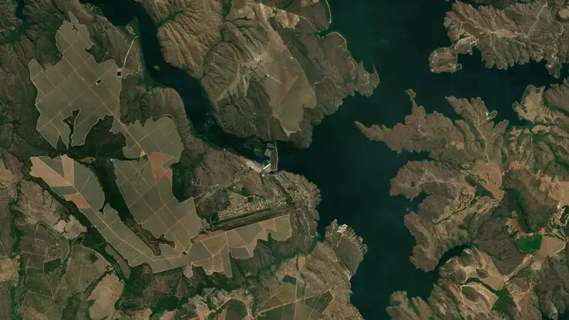 Satellite view of L. C. BARRETO reservoir, São Paulo, Brazil