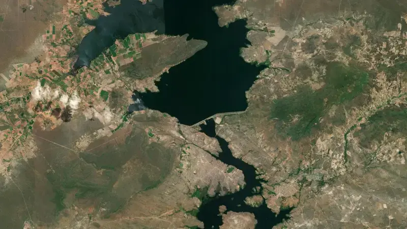 Satellite view of LUIZ GONZAGA reservoir, Pernambuco, Brazil