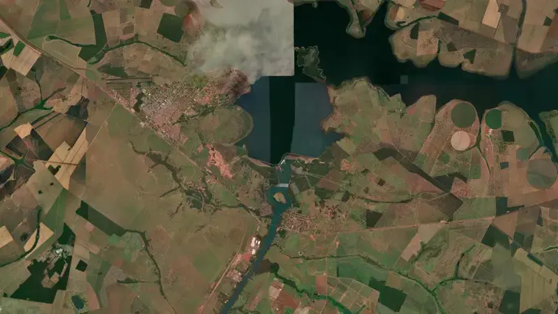 Satellite view of SÃO SIMÃO reservoir, Goiás, Brazil