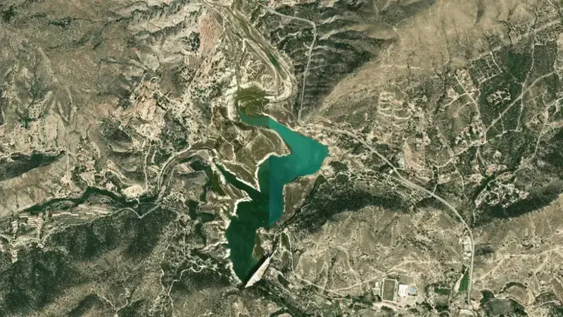Satellite view of Amadorio reservoir, Alacant / Alicante, Valencian Community, Spain