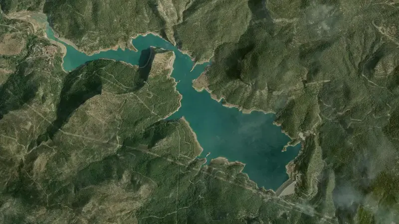 Satellite view of Arenos reservoir, Castelló / Castellón, Valencian Community, Spain