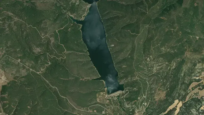 Satellite view of Beleña reservoir, Guadalajara, Castile-La Mancha, Spain