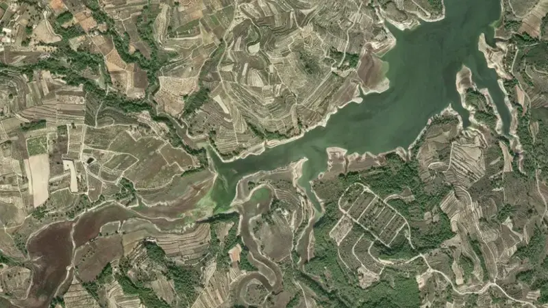 Satellite view of Beniarrés reservoir, Alacant / Alicante, Valencian Community, Spain