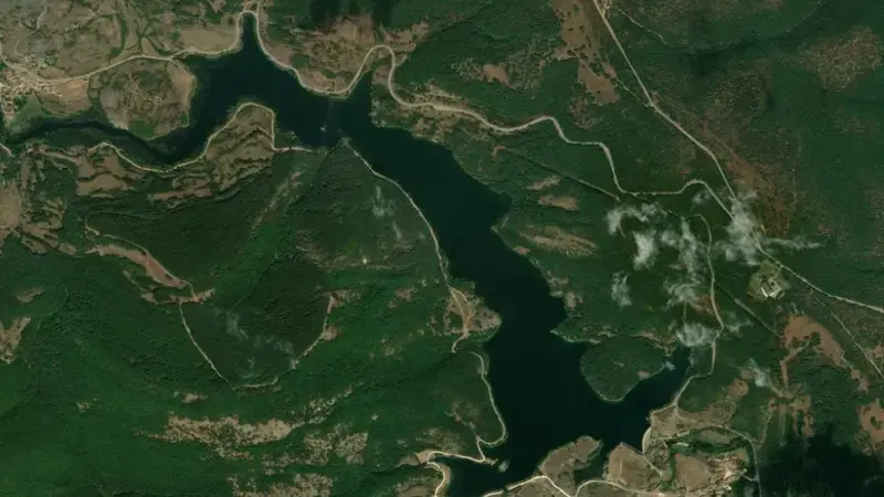 Satellite view of Cervera reservoir, Palencia, Castile and León, Spain