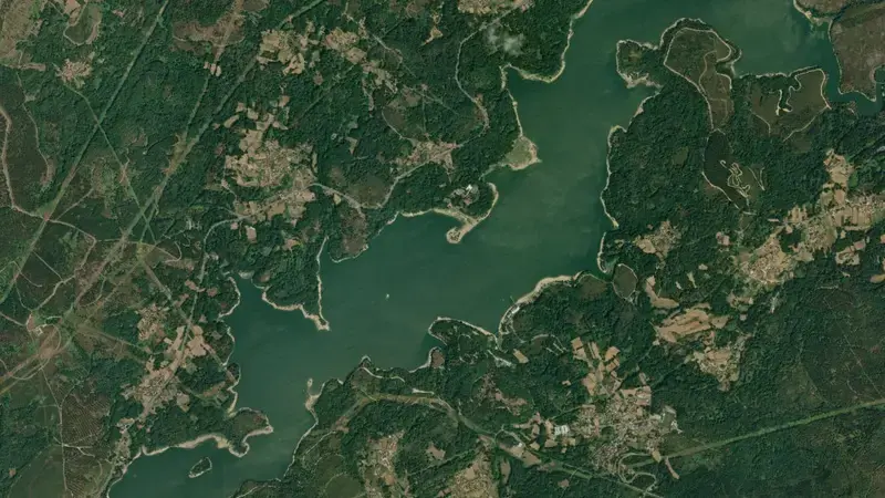 Satellite view of Las Conchas reservoir, Ourense, Galicia, Spain