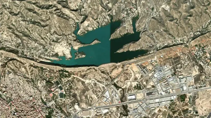 Satellite view of Crevillente reservoir, Alacant / Alicante, Valencian Community, Spain