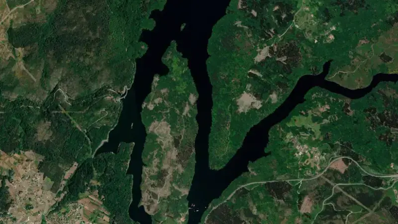 Satellite view of Eiras reservoir, Pontevedra, Galicia, Spain