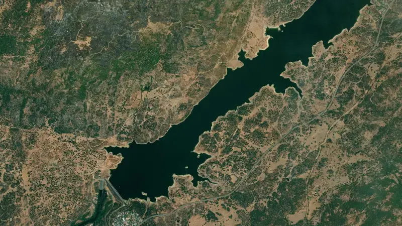 Satellite view of Jerte - Plasencia reservoir, Cáceres, Extremadura, Spain