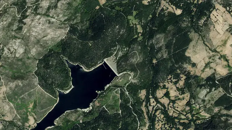 Satellite view of Navamuño reservoir, Salamanca, Castile and León, Spain