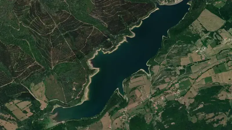 Satellite view of Ordunte reservoir, Burgos, Castile and León, Spain