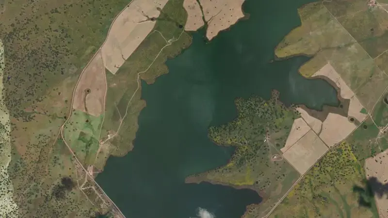 Satellite view of Ruecas reservoir, Cáceres, Extremadura, Spain