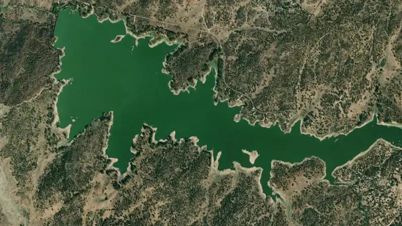 Satellite view of Salor reservoir, Cáceres, Extremadura, Spain