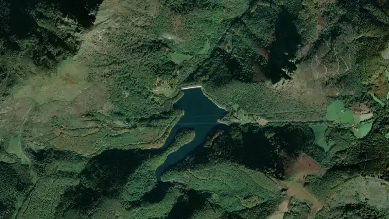 Satellite view of San Antón reservoir, Baztan-Bidasoa, Navarre, Spain