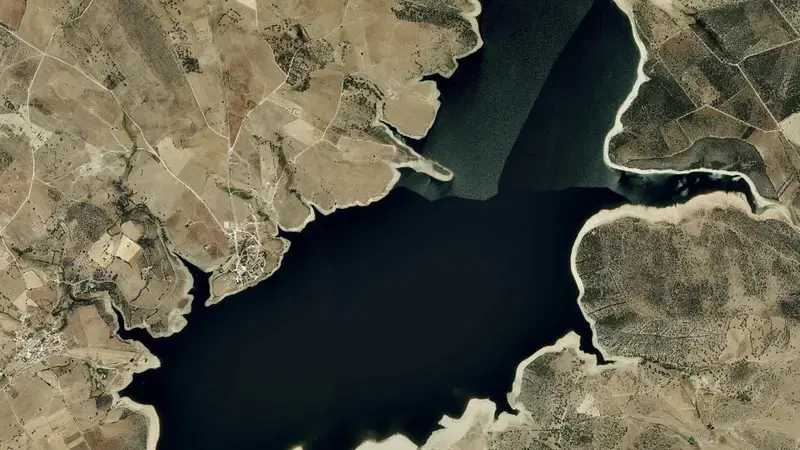 Satellite view of Santa Teresa reservoir, Salamanca, Castile and León, Spain