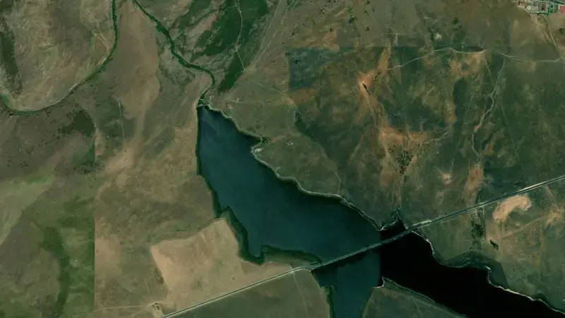 Satellite view of Serones reservoir, Ávila, Castile and León, Spain