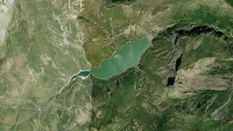 Satellite view of Sistema Escarra reservoir, Huesca, Aragon, Spain