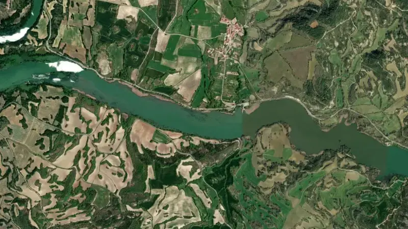 Satellite view of Sobrón reservoir, Burgos, Castile and León, Spain