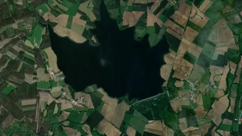 Satellite view of Villagudín reservoir, Ordes, Galicia, Spain