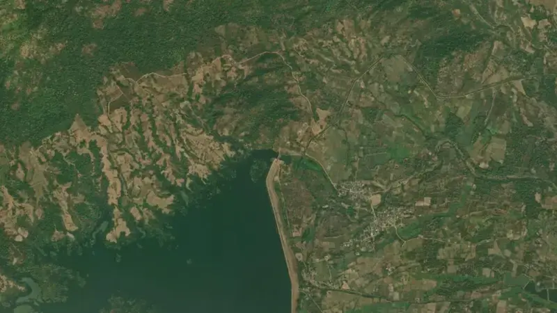 Satellite view of Andra Reservoir reservoir, Andhra Pradesh, India
