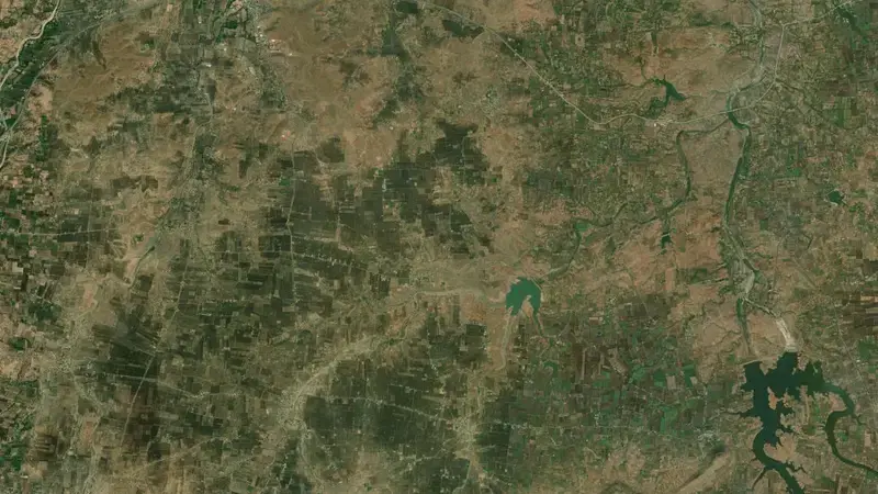 Satellite view of Girna Dam reservoir, Maharashtra, India