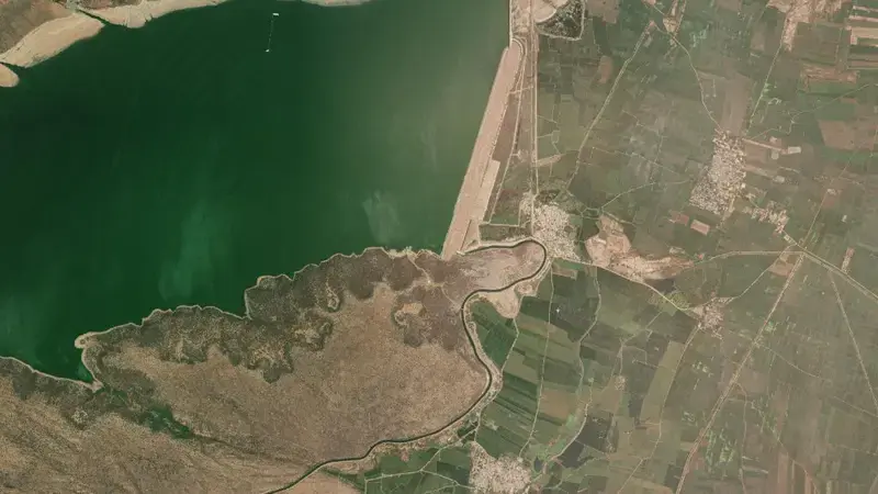 Satellite view of Gorakkalu Balancing Reservior reservoir, Andhra Pradesh, India