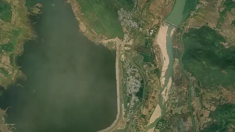 Satellite view of Hiramandalam Reservoir reservoir, Andhra Pradesh, India