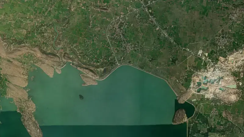 Satellite view of Jirgo reservoir, Uttar Pradesh, India