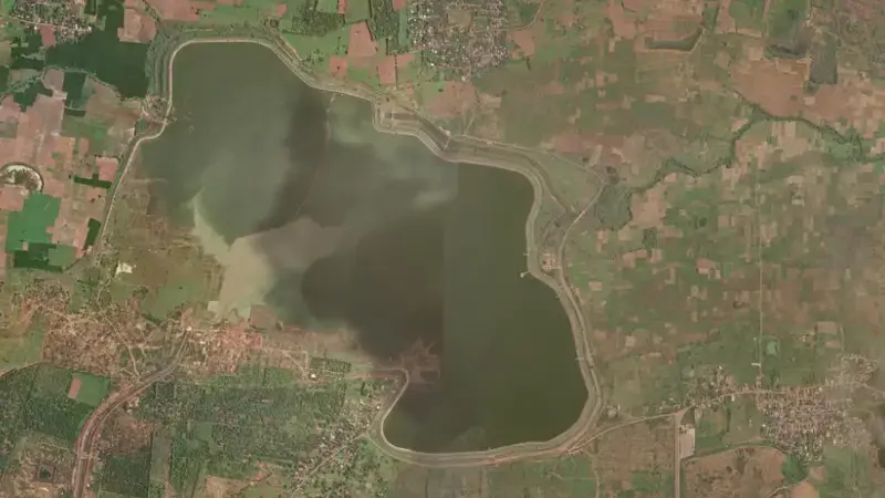 Satellite view of Kannankottai Thervoykandigai reservoir, Tamil Nadu, India