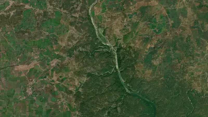 Satellite view of Kolar Dam reservoir, Madhya Pradesh, India