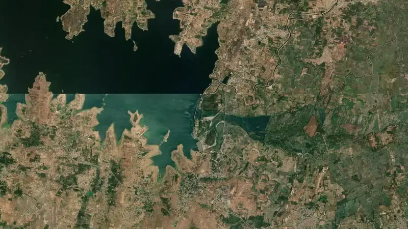 Satellite view of Krishnaraja Sagara Dam reservoir, Karnataka, India