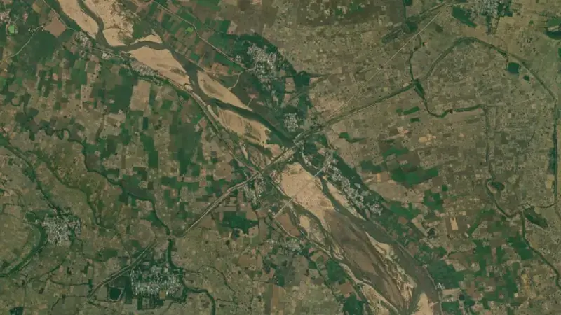 Satellite view of Narayanapuram Anicut reservoir, Andhra Pradesh, India