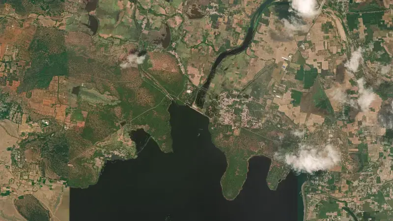 Satellite view of Poondi reservoir, Tamil Nadu, India