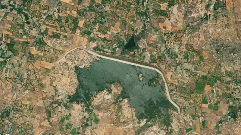 Satellite view of Srinivasapuram Reservoir (Hnss) reservoir, Andhra Pradesh, India