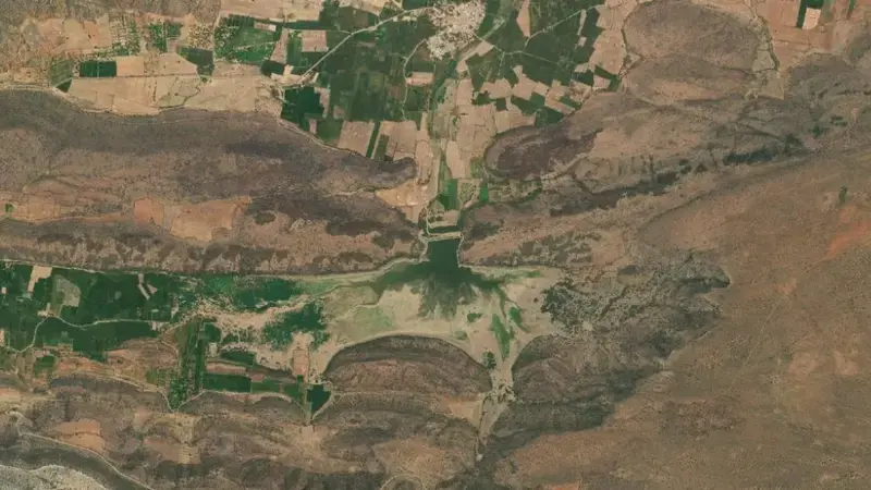Satellite view of Zurreru Reservoir reservoir, Andhra Pradesh, India